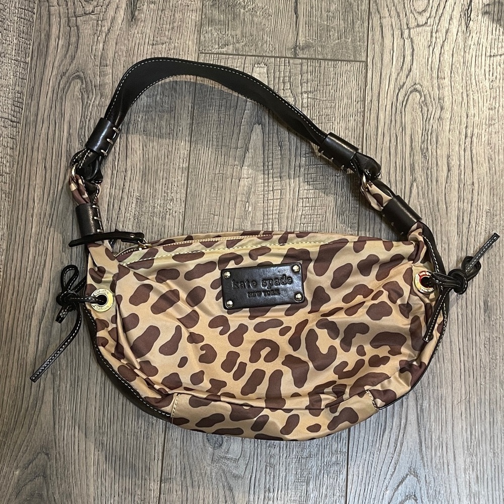 Kate Spade Mini Gabi Animal Giraffe Pattern Hobo Clutch Shoulder Bag - NWOT 🦒